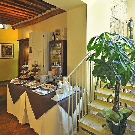 Volpi Hotel 4*