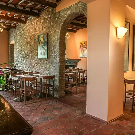 Volpi Hotel